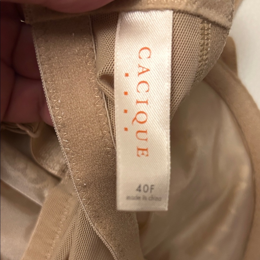Cacique Beige Lace Underwire Bra - Picture 3 of 5
